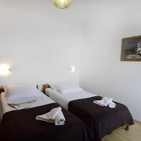 Apartman Geraeumige In Der Naehe Des Zentrums Von
