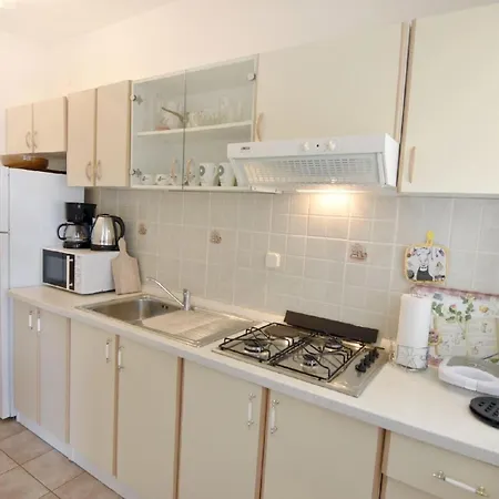 Apartman Geraeumige In Der Naehe Des Zentrums Von Umag